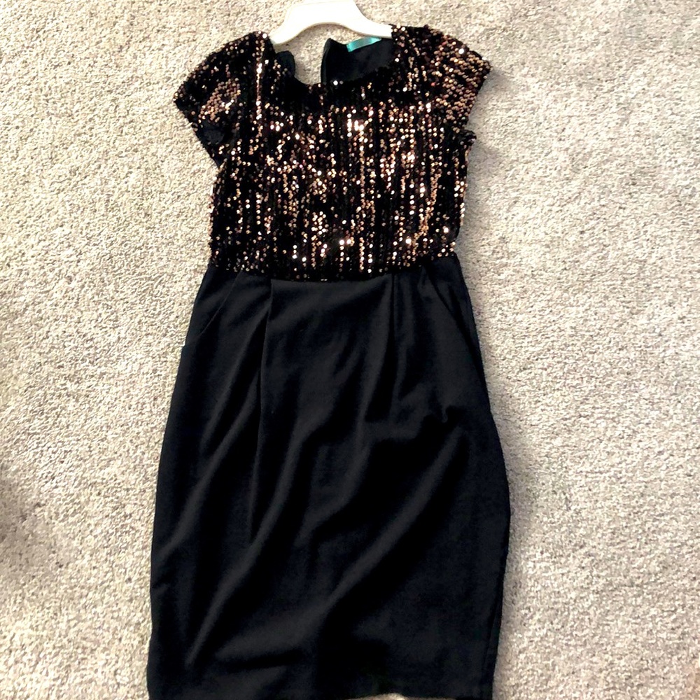 Small, black and copper sequins.